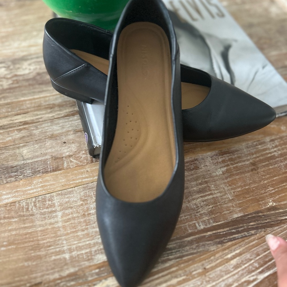 Nisolo Black Leather Slip-On Ballet Flats